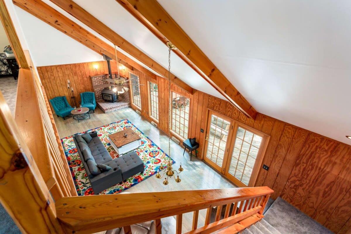 Huge Cabin W Hot Tub, Deck, Grill, Fire Pit, Wifi Berkeley Springs Exteriér fotografie