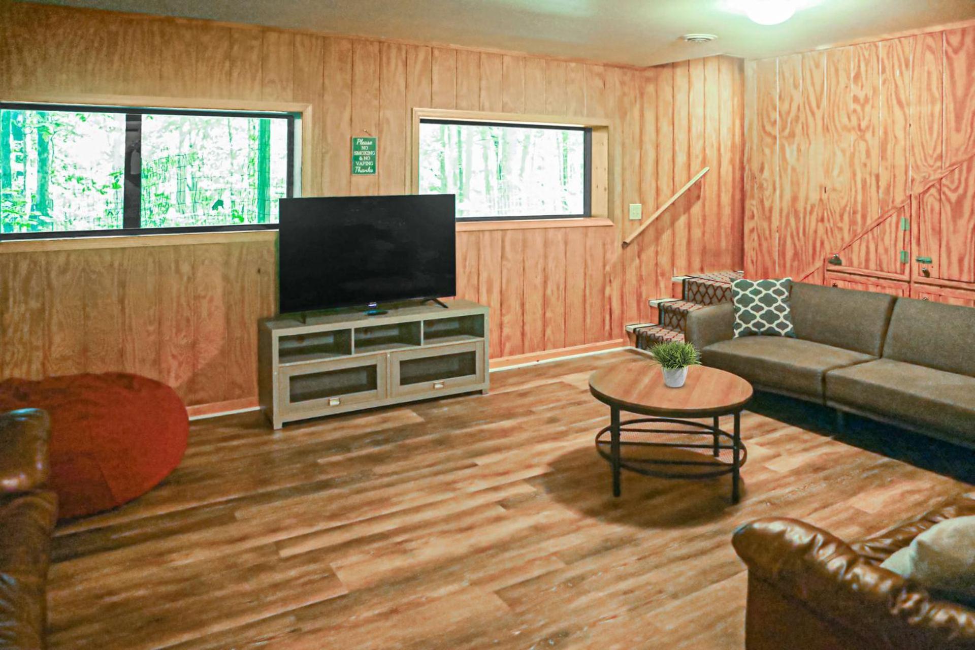 Huge Cabin W Hot Tub, Deck, Grill, Fire Pit, Wifi Berkeley Springs Exteriér fotografie